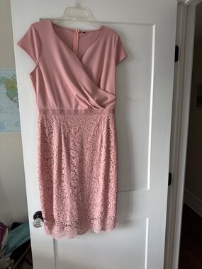 Elegant Pink Lace Sheath Dress NEVER WORN